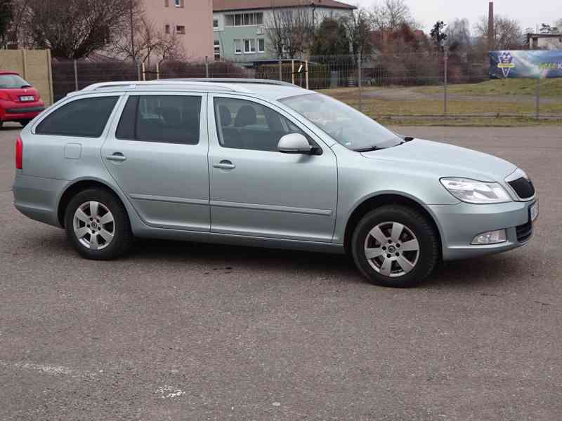 Škoda Octavia 1.8 TSI Combi r.v.2011 (118 kw) Koupeno v ČR - foto 2