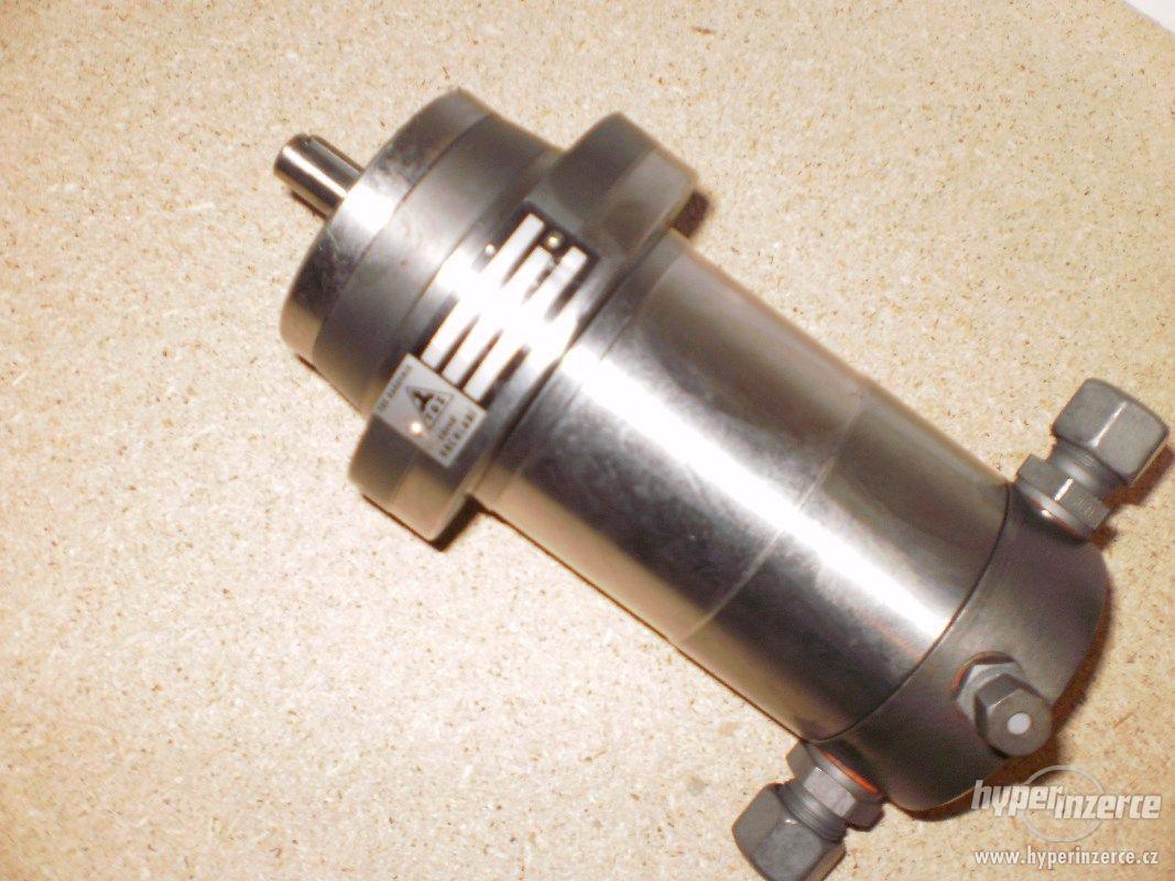 prodám nový hydromotor - foto 1