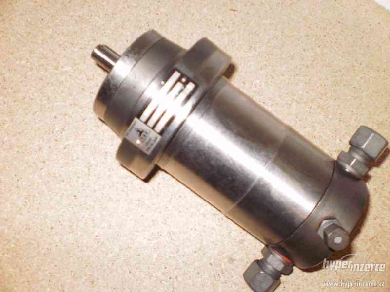 prodám nový hydromotor - foto 1