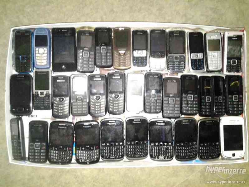 Mobilní telefony ze zrušeného bazaru-JEN V CELKU -spěchá - foto 8