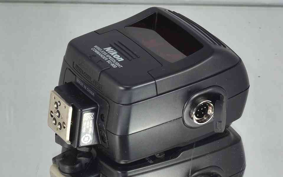 Nikon SU-800 *Bezdrátová záblesková jednotka*i-TTL - foto 4
