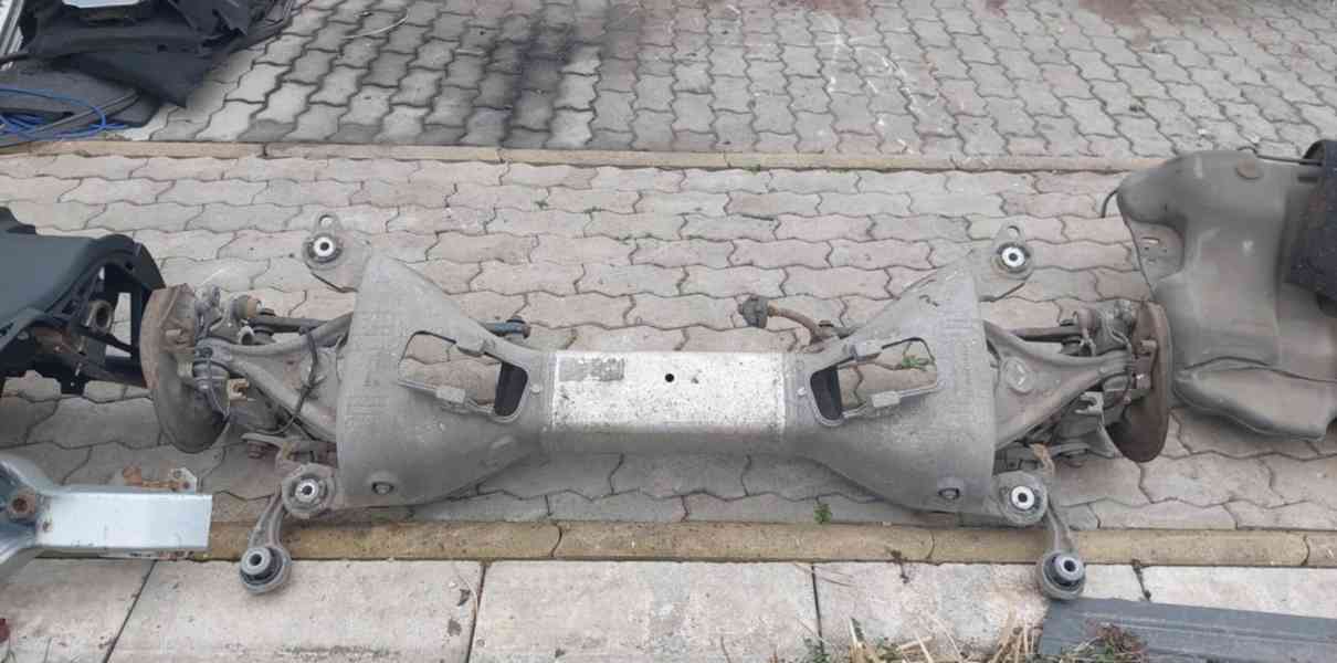 Náhradní díly Peugeot 407 1.6 HDI 80kW,rád poradím,namontuji - foto 5