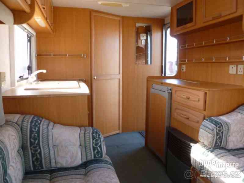 Anglický karavan Avondale Godiva 470/2 - foto 7