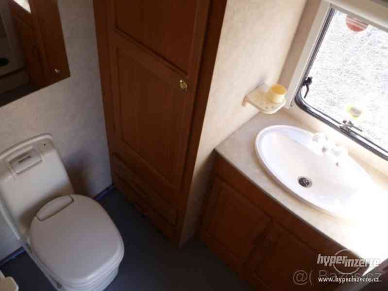 Anglický karavan Avondale Godiva 470/2 - foto 9