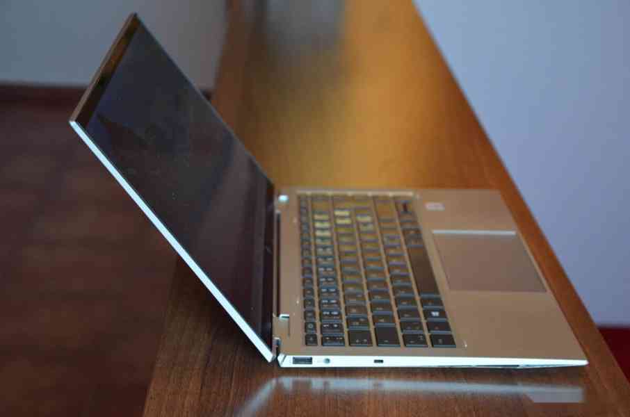 HP EliteBook x360 1040 G7 i5/8GB/SSD 256GB NVMe/záruka - foto 7