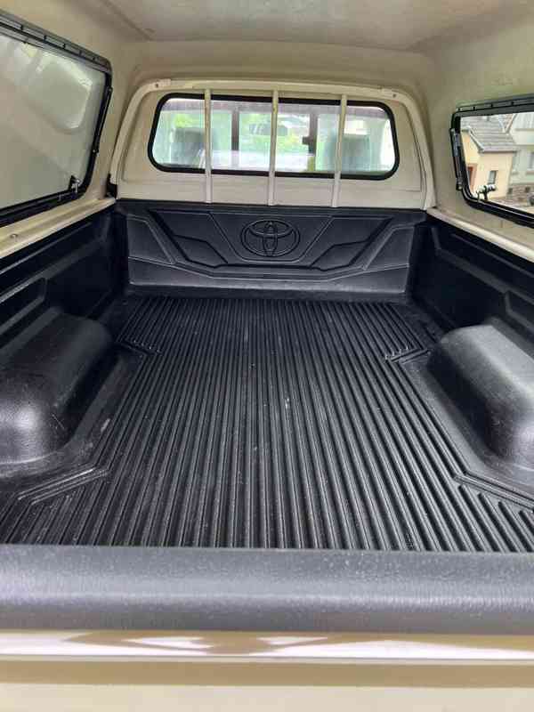 Toyota Hilux 2,5D4D Single Cab 106kw - foto 6