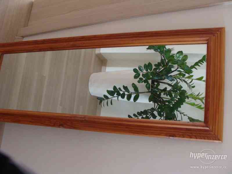 Dřevěné zrcadlo - foto 1