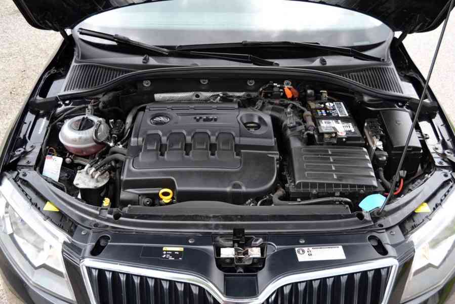 Škoda Octavia III 1.6 TDI Ambition kombi - foto 16