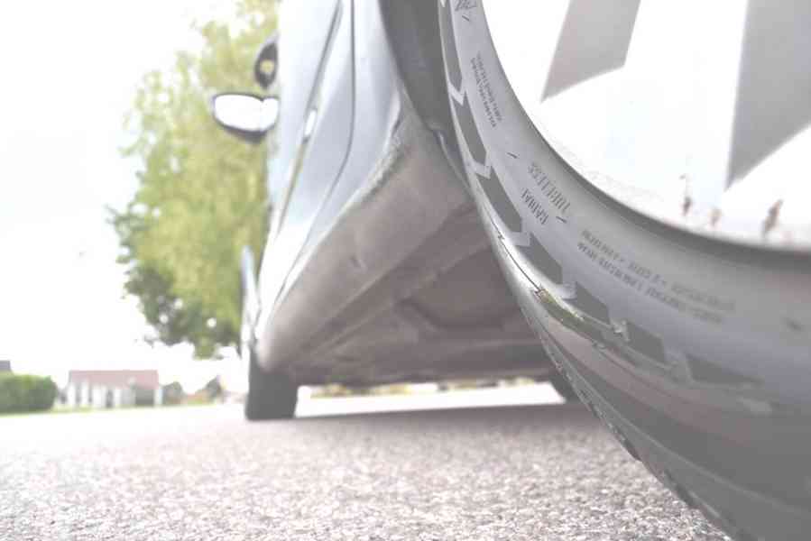 Škoda Octavia III 1.6 TDI Ambition kombi - foto 17