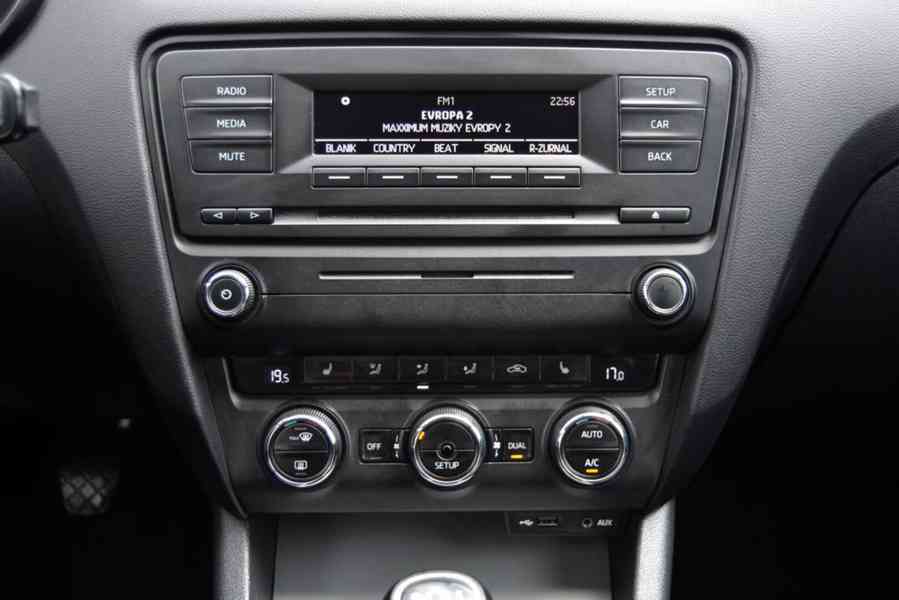 Škoda Octavia III 1.6 TDI Ambition kombi - foto 9
