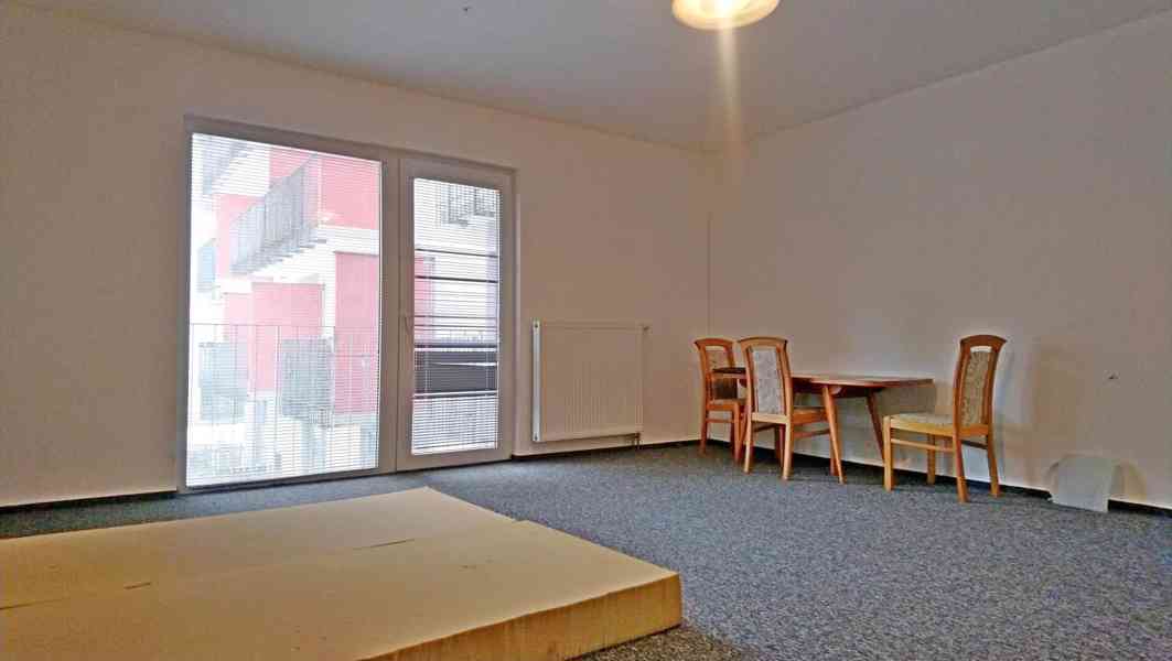 Podnájem 1+kk, 48m2 (balkón) (LBC-Rochlice, ul. Hedvábná) - foto 2