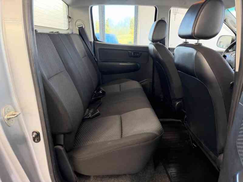 Toyota Hilux2,5 D4D 106kw - foto 15