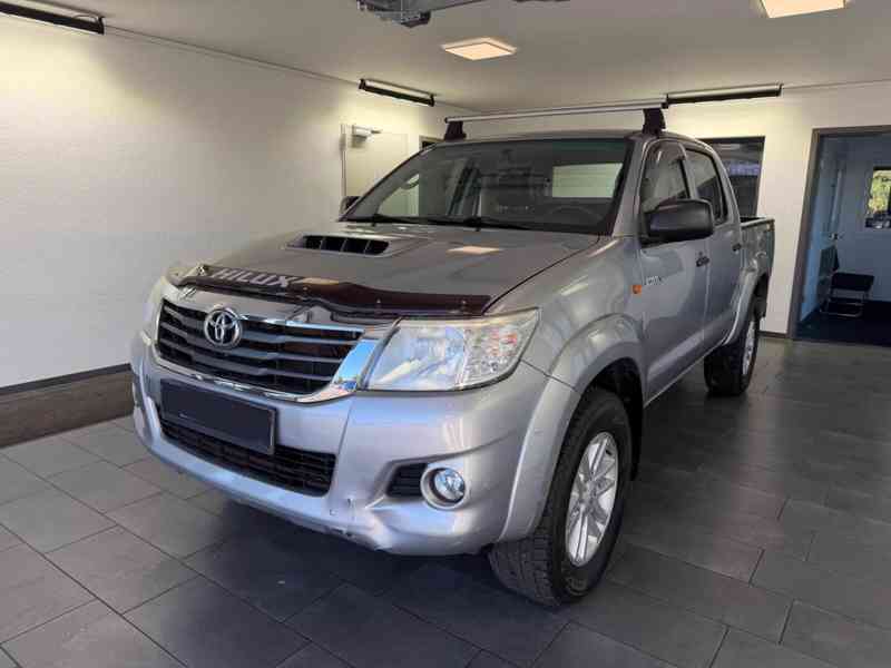 Toyota Hilux2,5 D4D 106kw - foto 2
