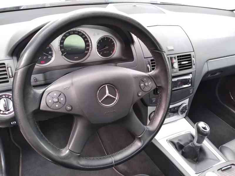 MERCEDES BENZ C 180 1.6 KOMPRESOR 144kW MANUÁL - foto 16