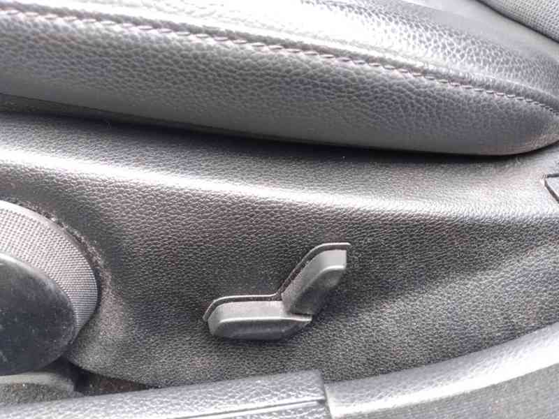 MERCEDES BENZ C 180 1.6 KOMPRESOR 144kW MANUÁL - foto 21