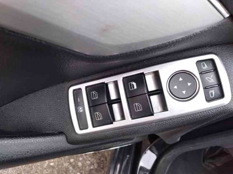 MERCEDES BENZ C 180 1.6 KOMPRESOR 144kW MANUÁL - foto 18