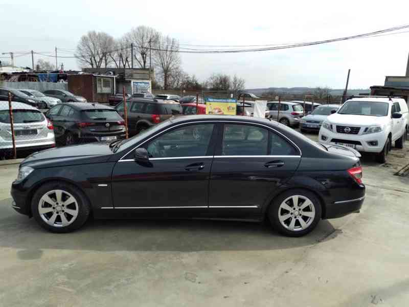 MERCEDES BENZ C 180 1.6 KOMPRESOR 144kW MANUÁL - foto 4