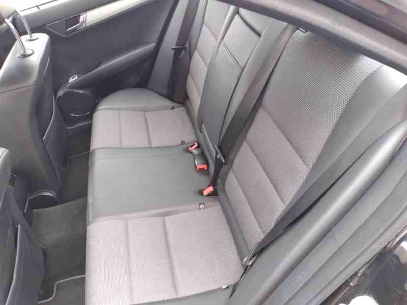MERCEDES BENZ C 180 1.6 KOMPRESOR 144kW MANUÁL - foto 11