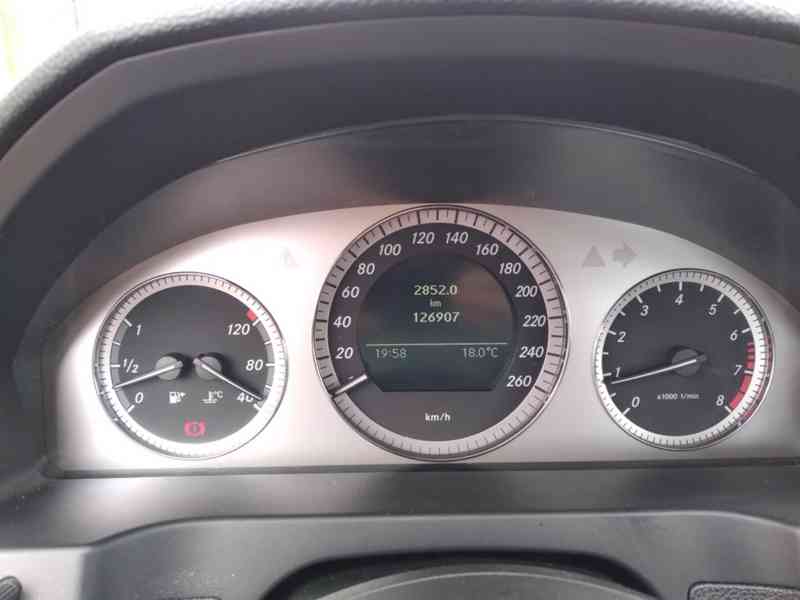 MERCEDES BENZ C 180 1.6 KOMPRESOR 144kW MANUÁL - foto 17