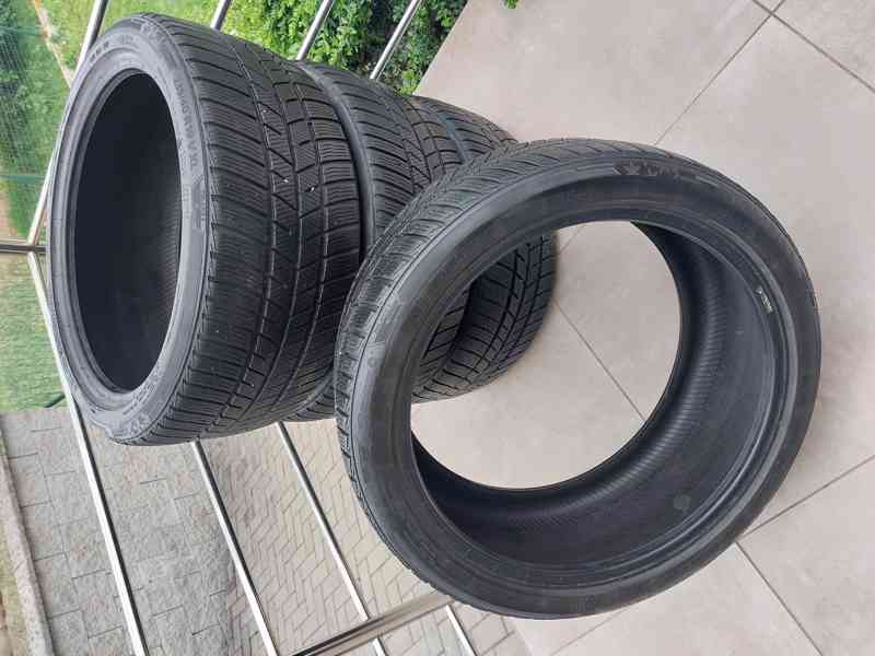 Zimní pneumatiky BARUM POLARIS 5 235/40 R19 96V  - foto 2