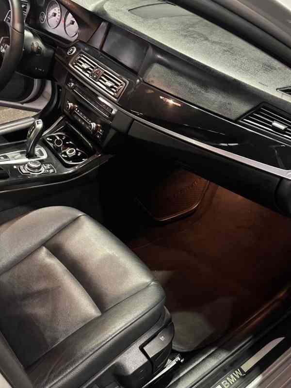 Prodám BMW F10 525d M Sport   - foto 11