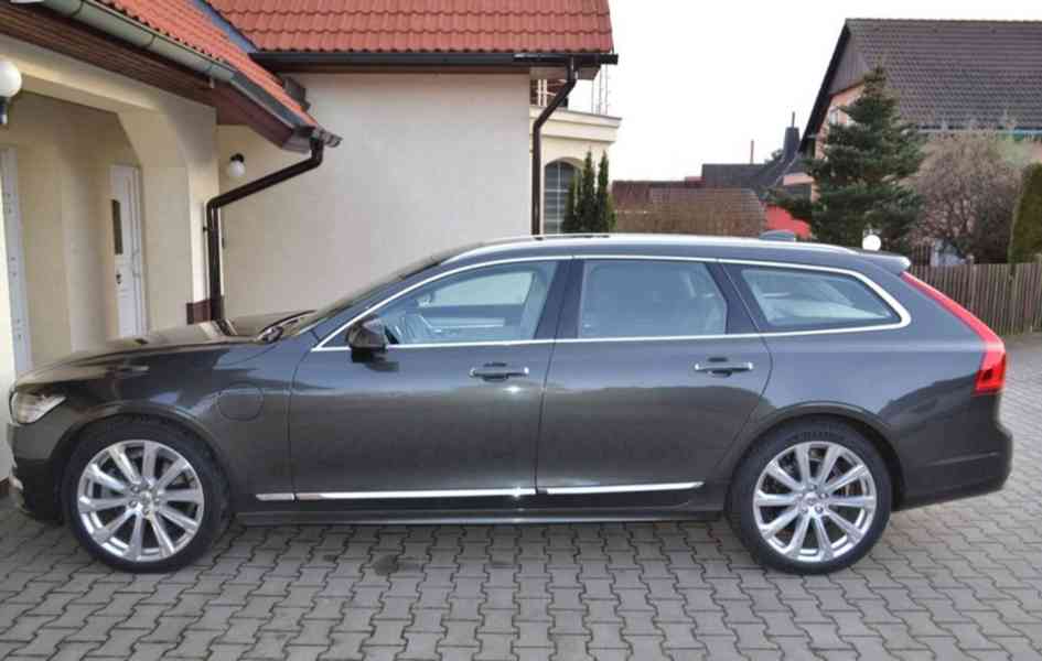 Volvo V90, T8 Iscription, Záruka Volvo - foto 2