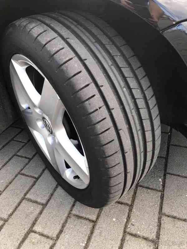 VW Golf V 1.6 MPI  - foto 5
