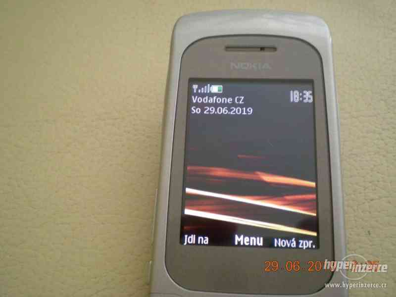 Nokia 3610 Fold z r.2008 - plně funkční véčkový telefon - foto 4