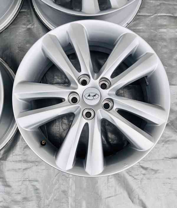 5x114,3 R18 originál alu sada Hyundai ix35 - foto 3