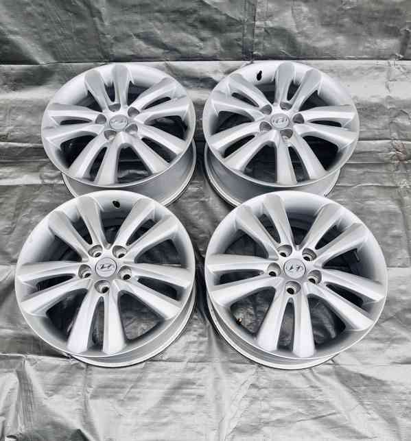 5x114,3 R18 originál alu sada Hyundai ix35 - foto 1