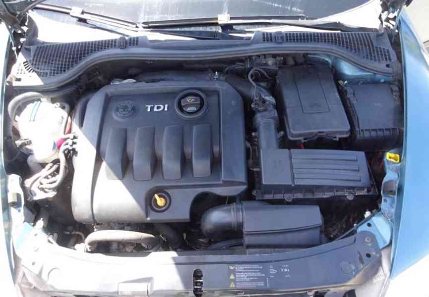 Škoda Octavia 1.9 TDI r.v.2004 (77 kw) klima ČR - foto 17
