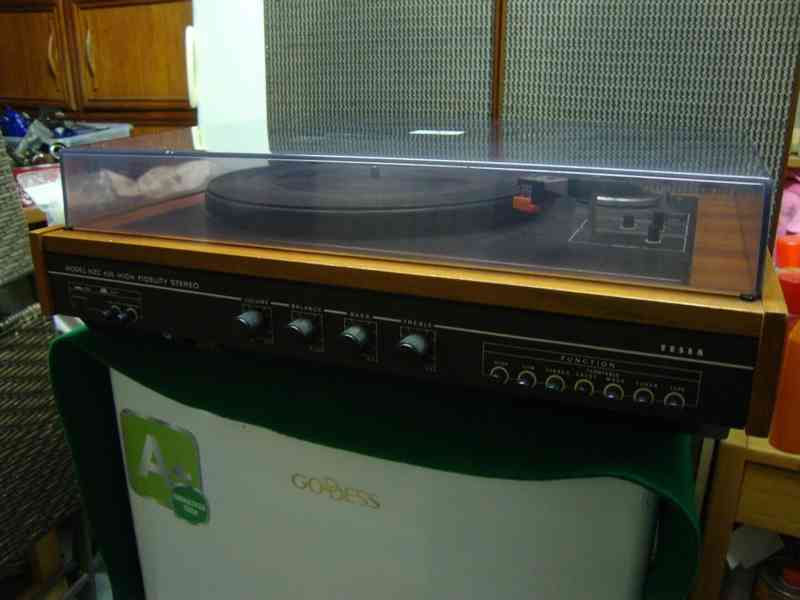 Gramofon Tesla NZC 420 + 2x repro Supraphon RK15 funkční - foto 4
