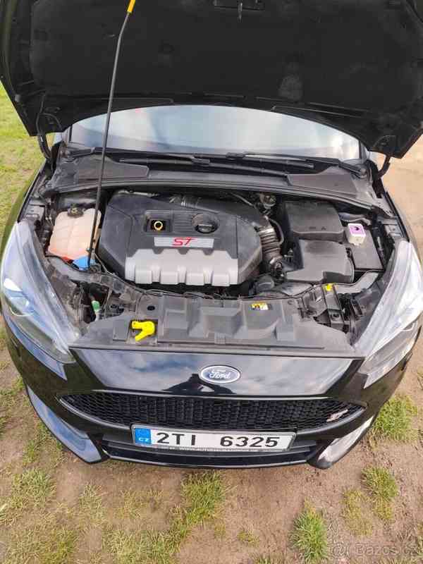 Ford Focus st 184kw benzín rv.2018 - foto 6