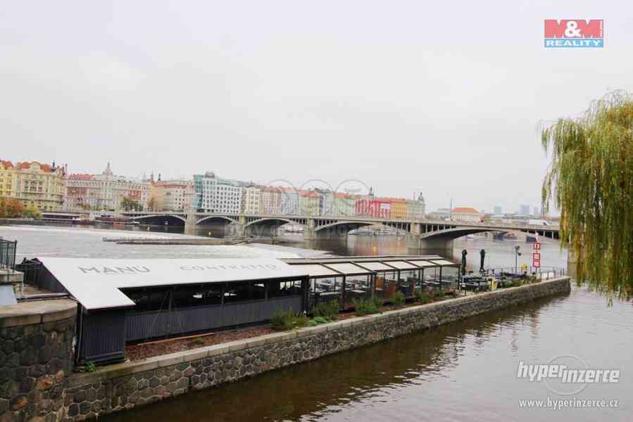 Prodej bytu 2+1, 82 m?, Praha, ul. Janáčkovo nábřeží - foto 4