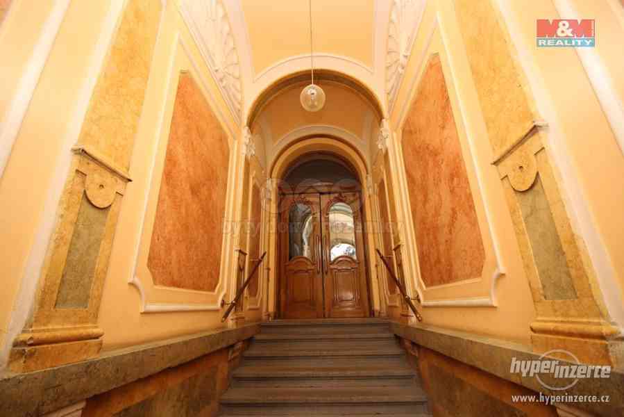 Prodej bytu 2+1, 82 m?, Praha, ul. Janáčkovo nábřeží - foto 7