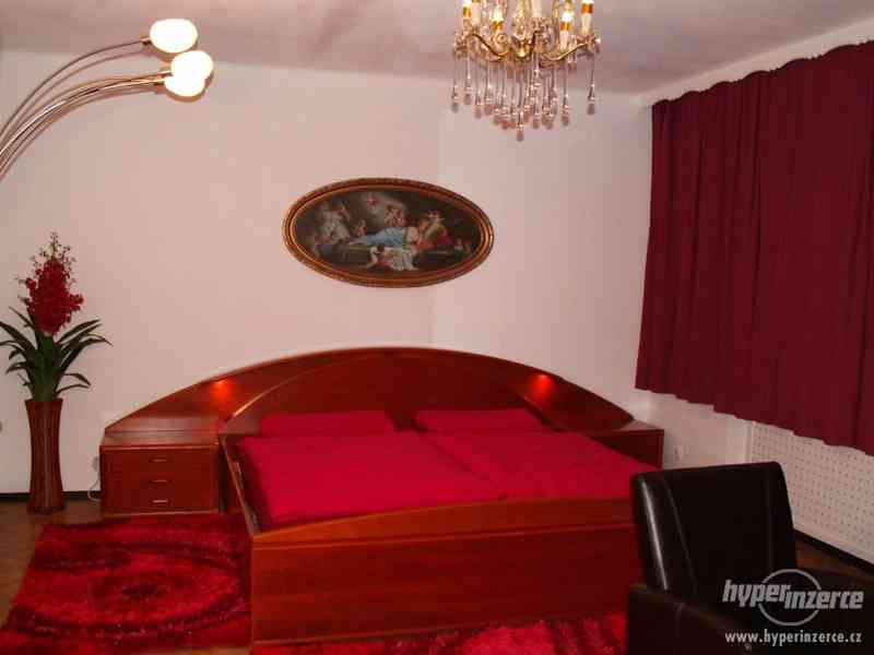 PRONAJEM LUXUSNIHO POKOJE- SOUKROME SCHUZKY- PRIVAT- DISKRET - foto 2