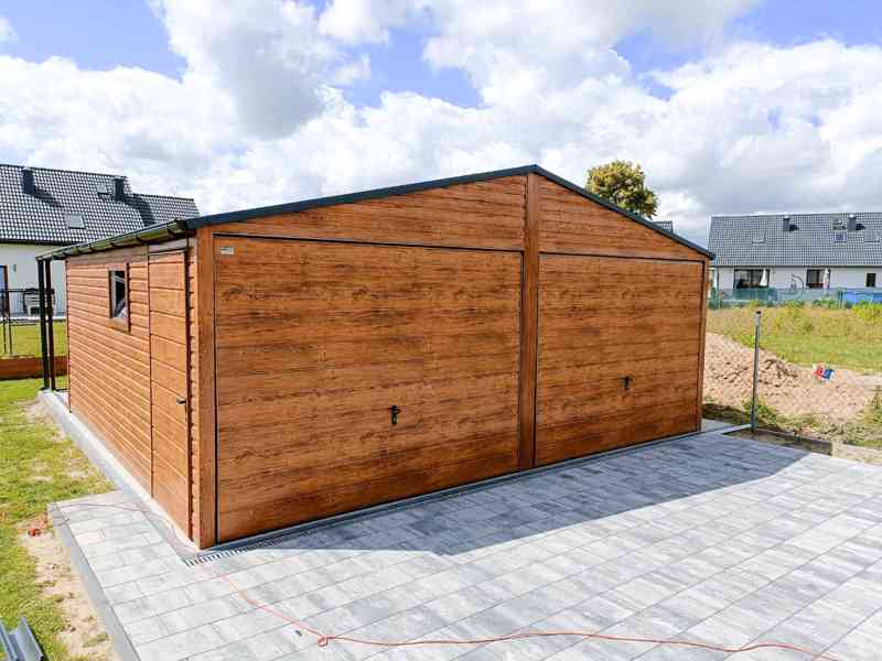Plechová garáž 6m x 6m, sedlová střecha, 2 x vrata TS121 - foto 4