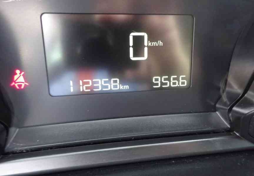 Peugeot 308 1.2 PureTech r.v.2018 (81 kw) ČR po rozvodech - foto 7
