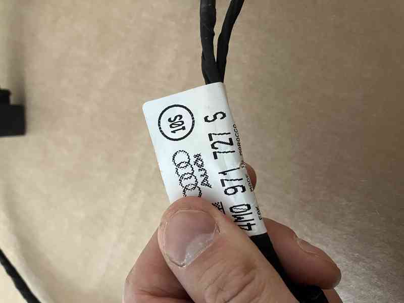 Kabelový svazek palivové nádrže Q7 4M0971727S - foto 2