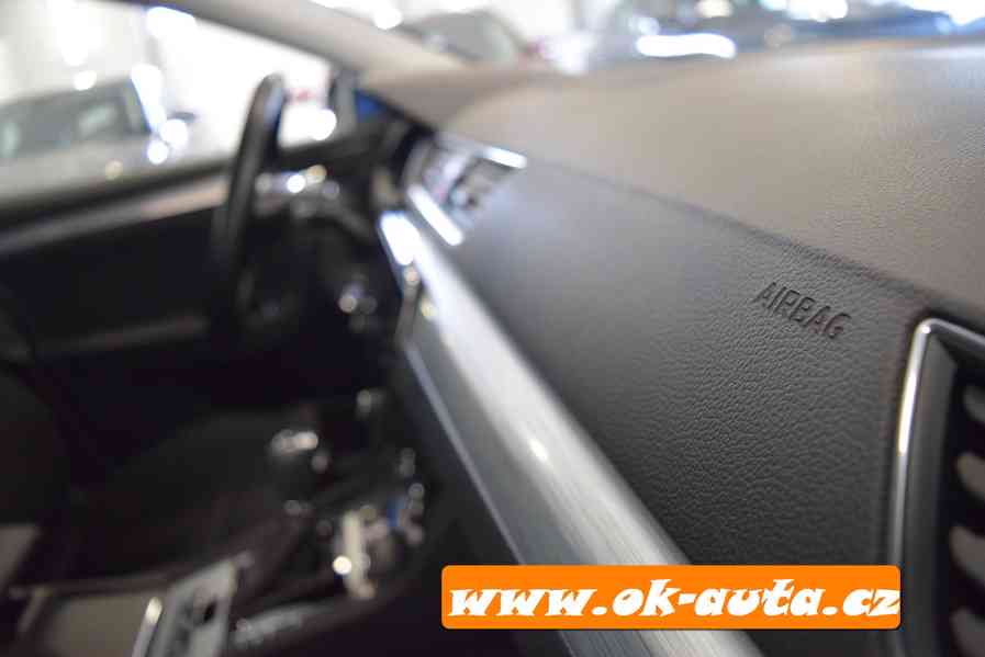 Škoda Superb 2.0 TDI BUSINESS DSG - DPH 2021 - foto 11