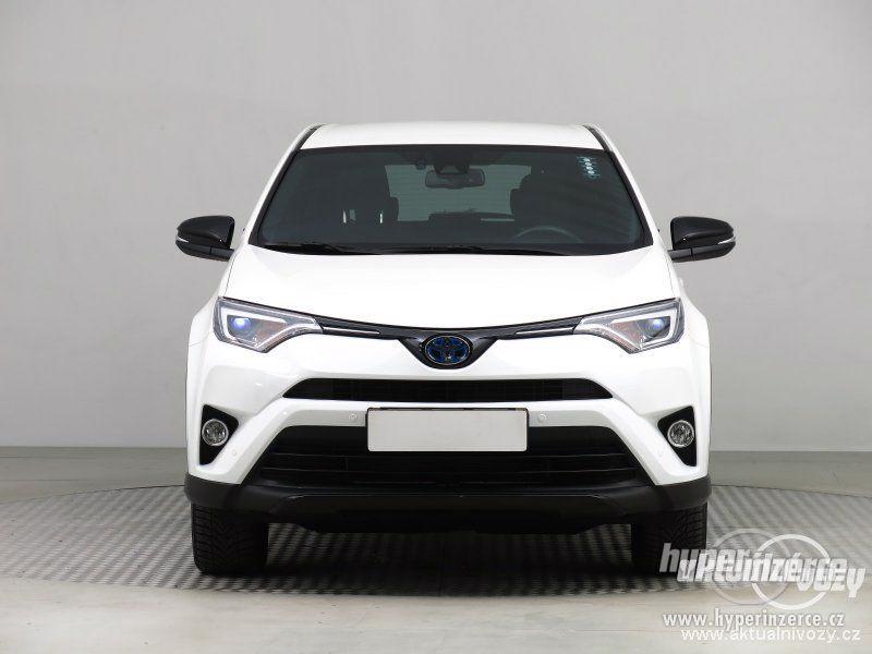 Toyota RAV 4 2.5 Hybrid 145kW 2.5, benzín, r.v. 2018 - foto 18