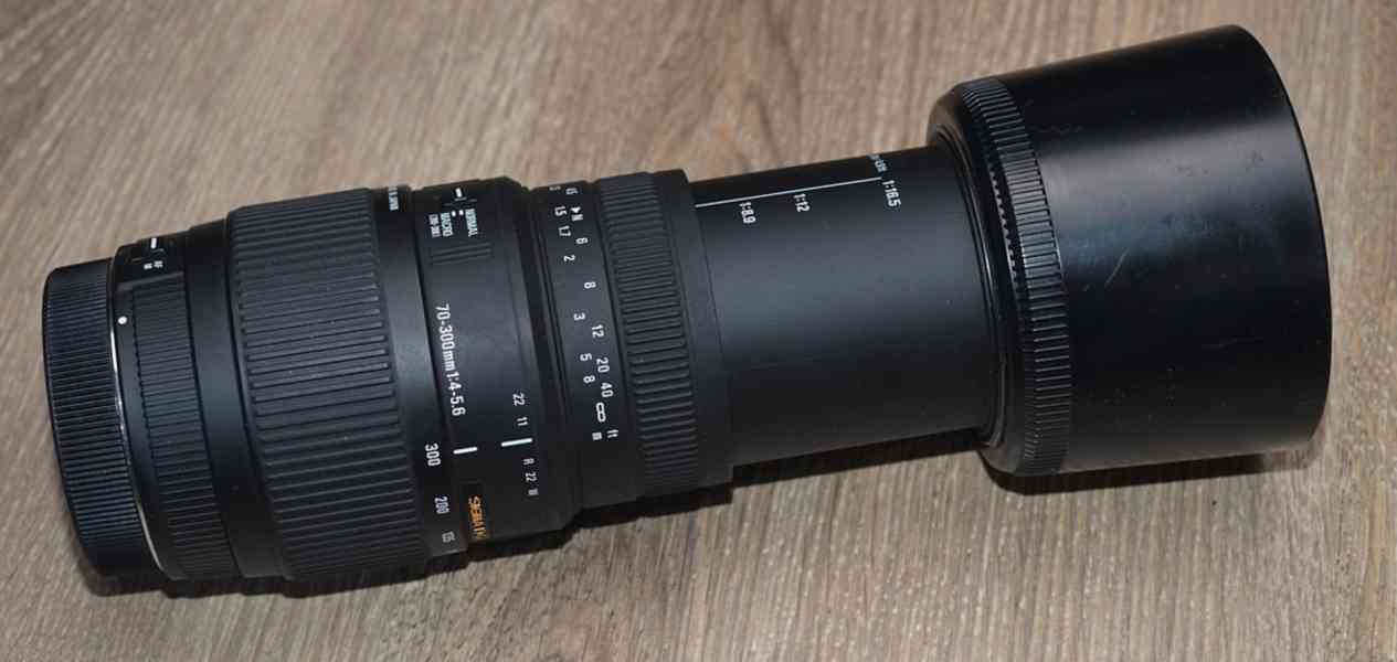 pro Canon - Sigma DG 70-300mm 1:4-5.6 MACRO - foto 8