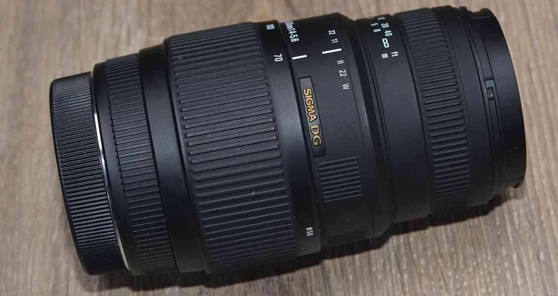 pro Canon - Sigma DG 70-300mm 1:4-5.6 MACRO - foto 5