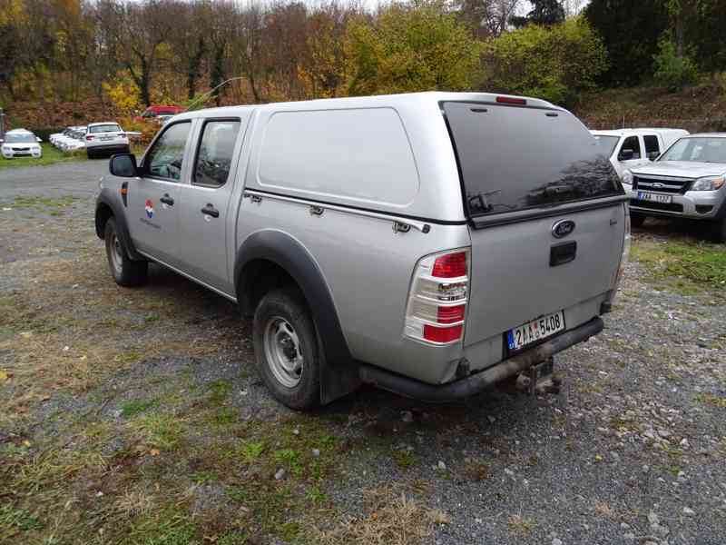 Ford Ranger Double cab 2.5 4x4 (4.) - foto 3