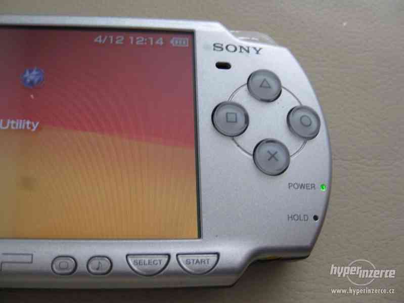 Sony PSP-2004 - herní konzole v SUPER stavu - foto 5