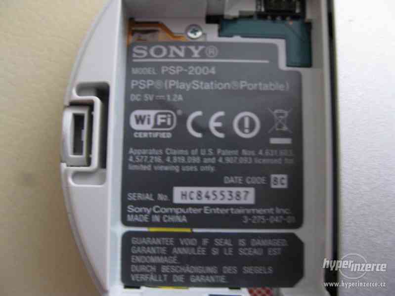 Sony PSP-2004 - herní konzole v SUPER stavu - foto 13