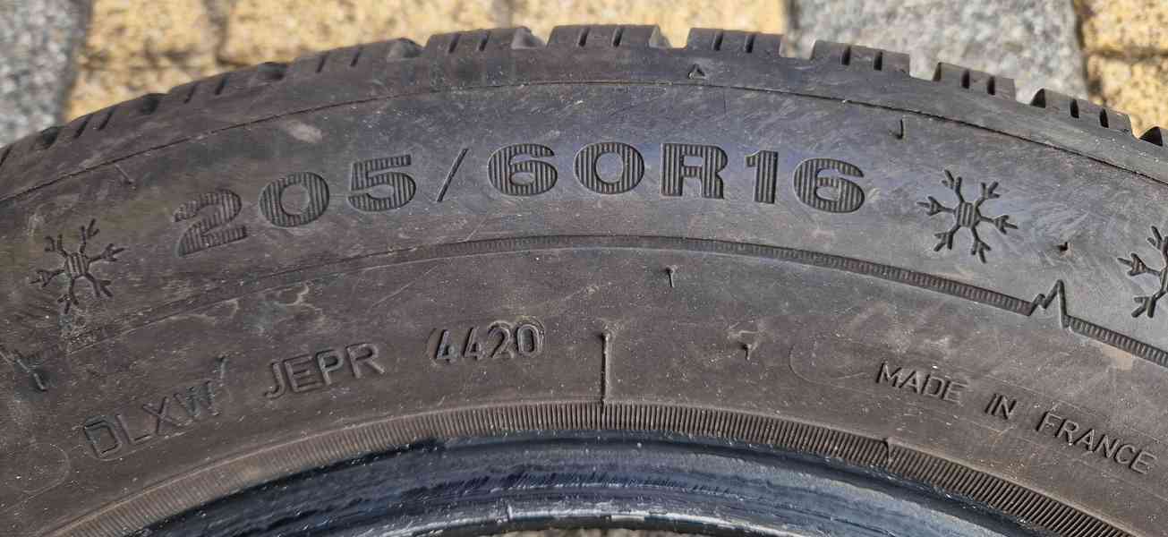 Zimní penu 205/60/R16, vzorek 6.5mm - foto 11