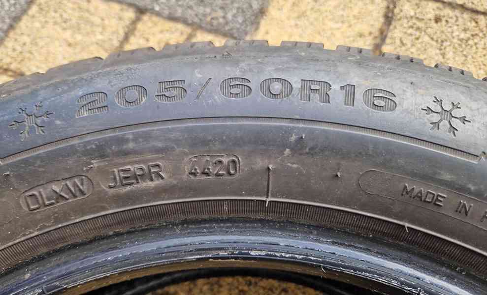 Zimní penu 205/60/R16, vzorek 6.5mm - foto 15