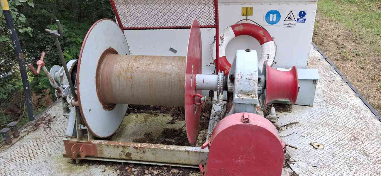 Speciální loď EMKA MP 90 s příslušenstvím - foto 5