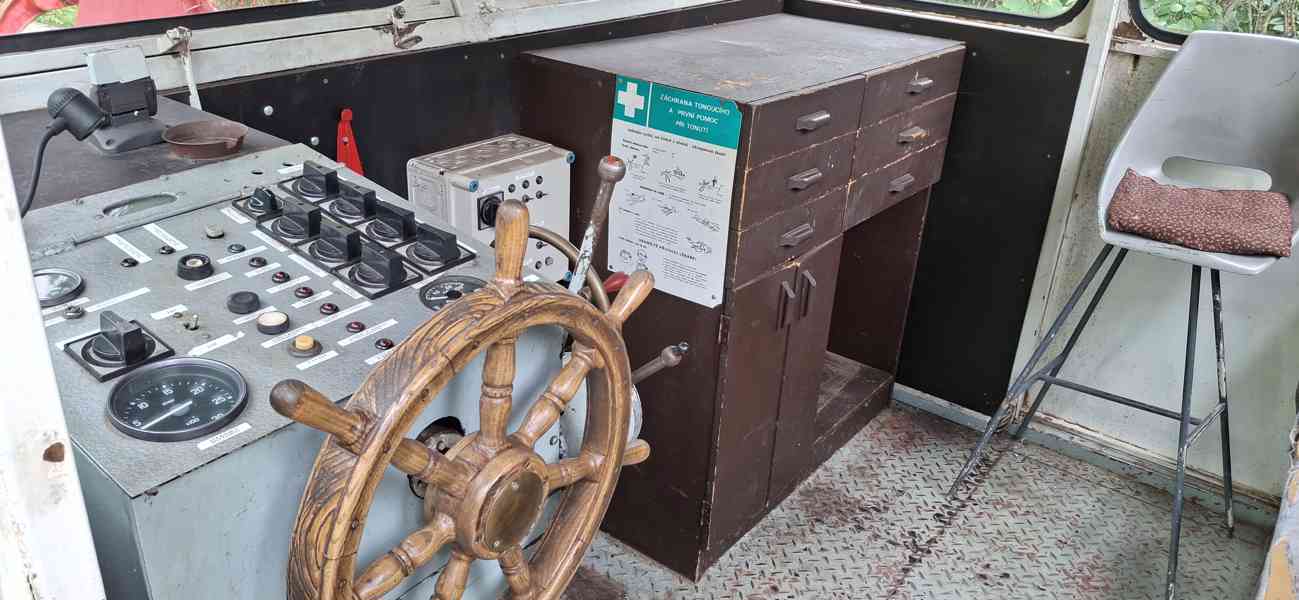 Speciální loď EMKA MP 90 s příslušenstvím - foto 8